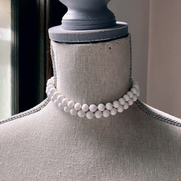 VTG 1950s Milk Glass Double Strand Choker Necklace Japan MCM Jewelry READ - Picture 2 of 16